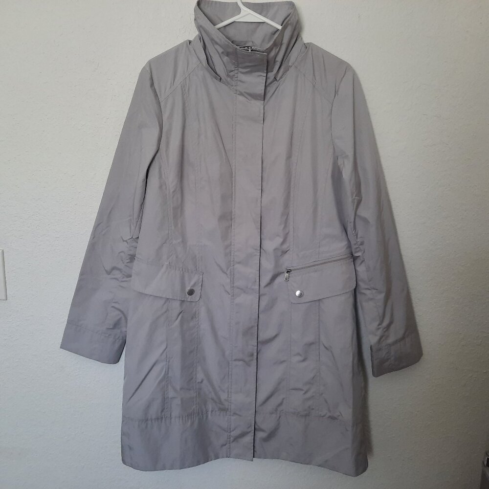 Cole Hann  Full Zip Snap Rain/Windbreaker Jacket M Silver